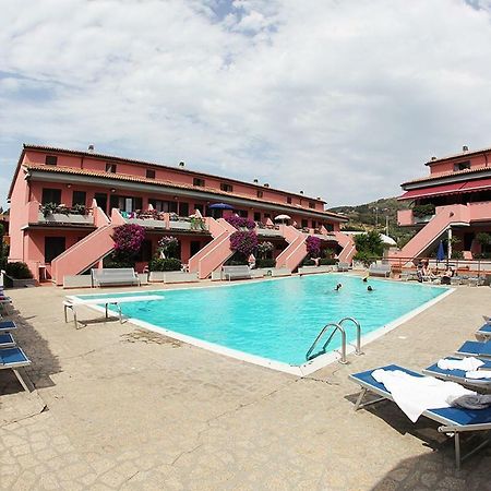 Elba Vip Aparthotel Porto Azzurro Buitenkant foto