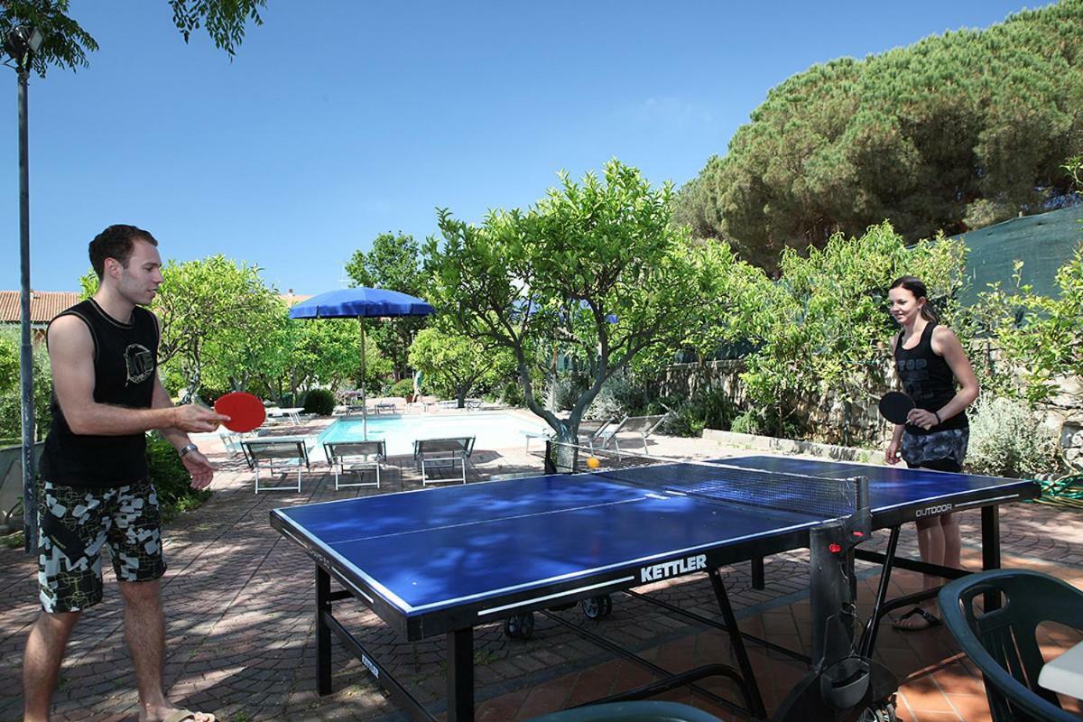 Elba Vip Aparthotel Porto Azzurro Buitenkant foto